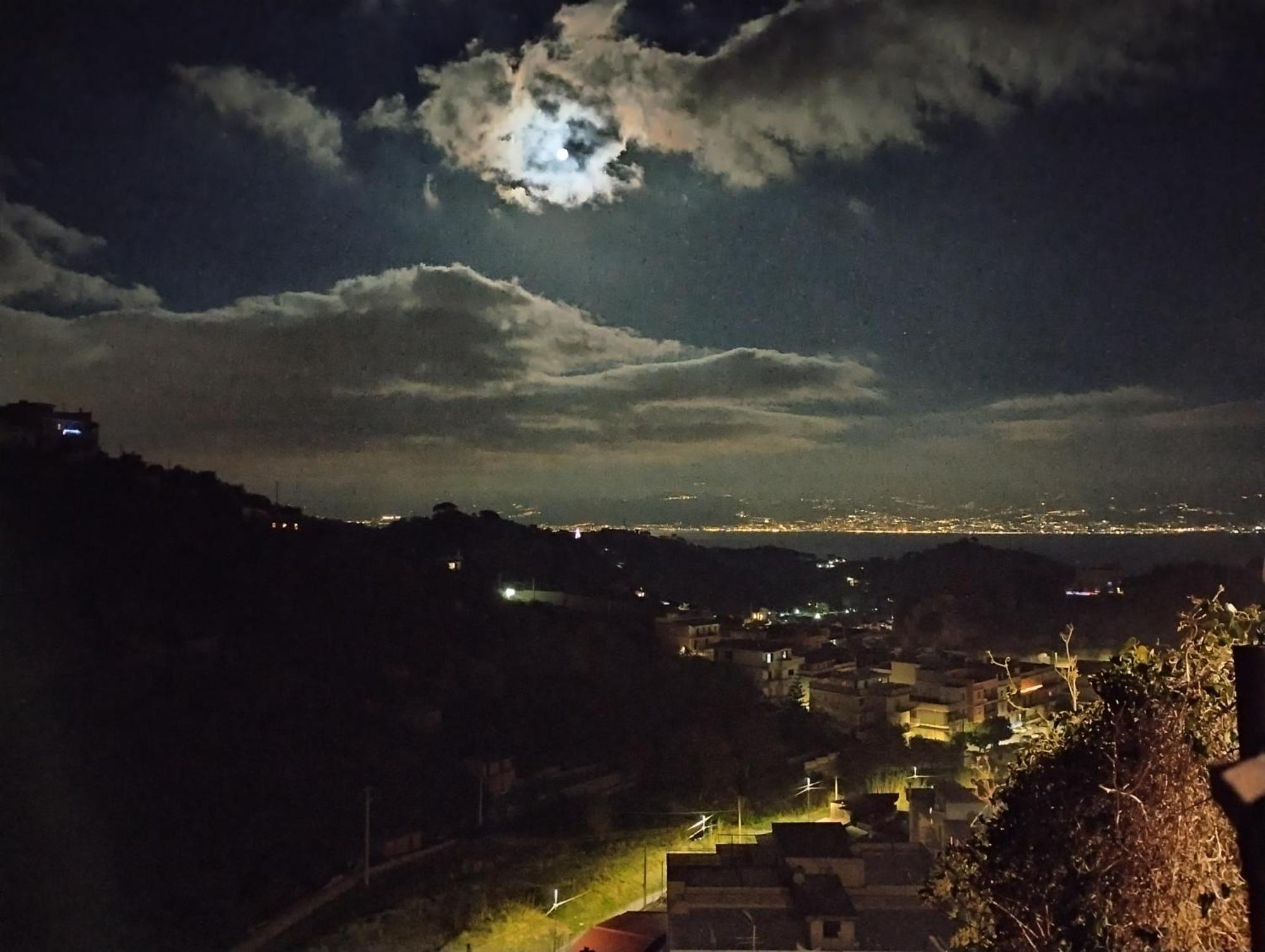La Camera Nel Villaggio Messina Kültér fotó