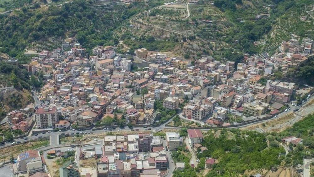 La Camera Nel Villaggio Messina Kültér fotó